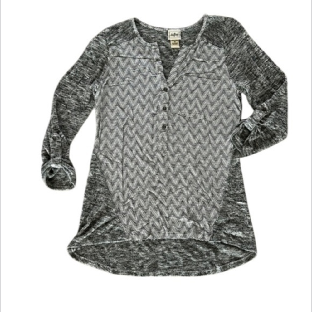 Daytrip size small 3/4 sleeve tee thermal